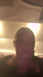 sexynessi21 webcam model stream image