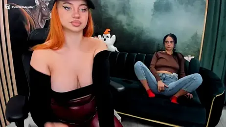 fireflowers_ webcam model stream image