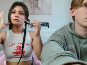 TheSluttyFox webcam bongacams model stream image