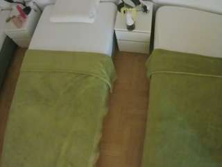 voyeurcam-julmodels-bed-5 webcam model stream image