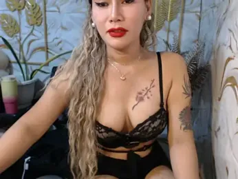 tshot_izzy_88 webcam stripchat model stream image