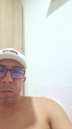 MACHOAz09 webcam model stream image