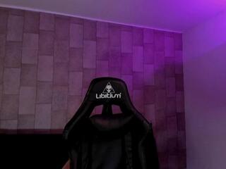 Saray Doll webcam model stream image