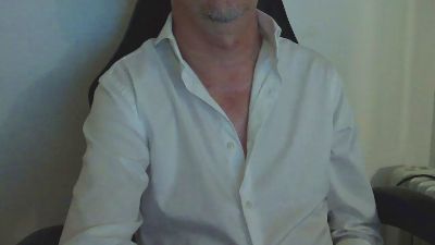 Pad_OBrian webcam model stream image