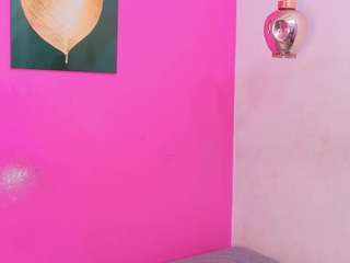 kinkyandsavage webcam model stream image