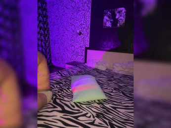 theadebuenoo webcam model stream image