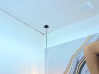 Ambar Roux webcam model stream image