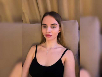 LedyMiya webcam bongacams model stream image