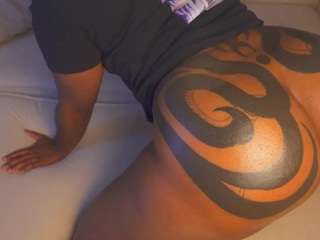 melody-blossom webcam model stream image