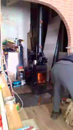 nakedworkbear2 webcam model stream image