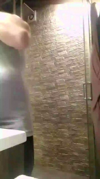 nakedworkbear2 webcam model stream image