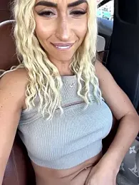 KelseyJunes webcam model stream image