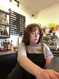 cinnabon_ webcam model stream image