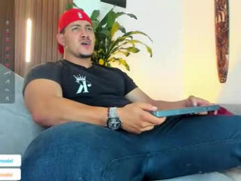 lucasanto_ webcam model stream image