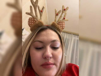 SunshineEmma webcam bongacams model stream image