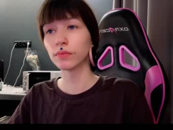 fran_bow webcam model stream image