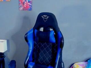 Andrew Price webcam model stream image