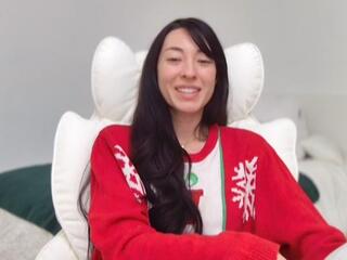 Daisy Luu webcam model stream image