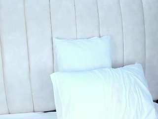 scarletstarr webcam model stream image