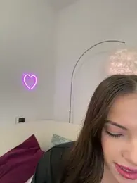 Rileysim88 webcam stripchat model stream image