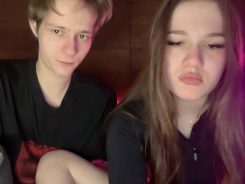 titsDestroy2007 webcam model stream image