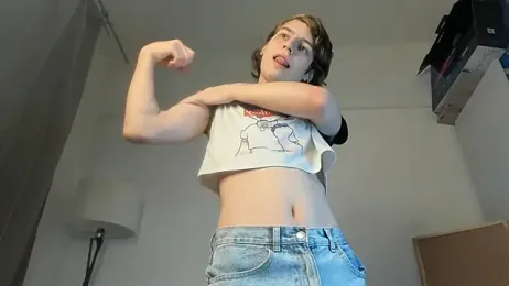 AvenGlow webcam stripchat model stream image