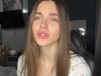 veluxe webcam model stream image