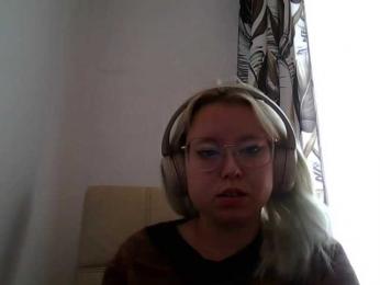 MaddieOrgasm webcam bongacams model stream image