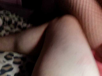 Karinasky webcam model stream image