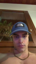 luchino220 webcam cam4 model stream image