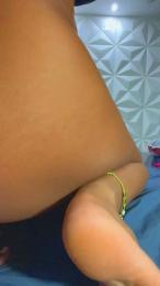 Moranguinh_24 webcam model stream image