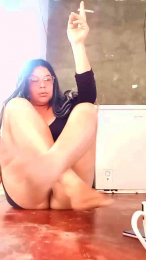 Tiini webcam model stream image