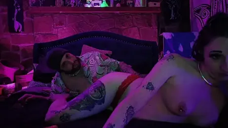 tayshie webcam stripchat model stream image