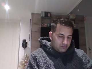 zuzoka webcam model stream image