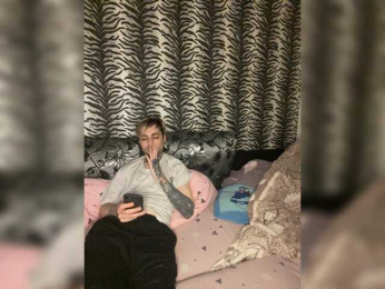 dirtycute webcam model stream image