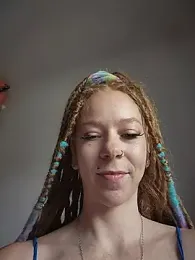 LucidLucy webcam model stream image