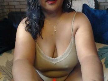 Komurasaki webcam model stream image