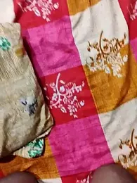 Lusty-Queen webcam model stream image