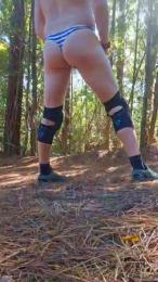 bullyred webcam model stream image