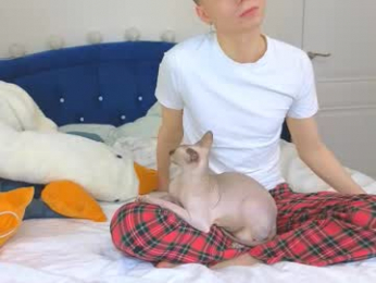 landel_boy webcam model stream image