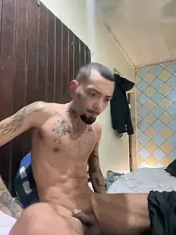 Rikpe_ webcam model stream image