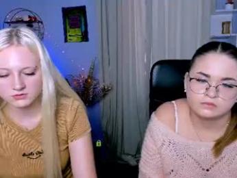 maya_dreamm webcam model stream image