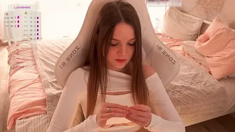 linessssa webcam model stream image