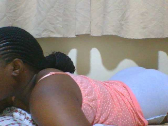 hot-masha webcam bongacams model stream image