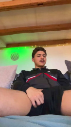 raz1_ webcam model stream image