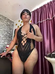 Newshantal_ webcam model stream image