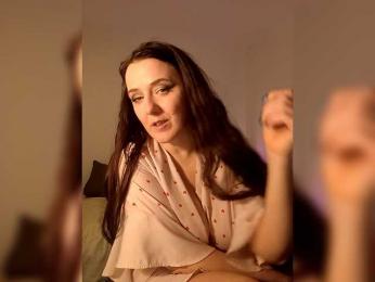 Angela100 webcam model stream image