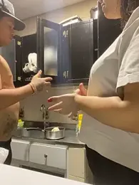 Aronjusting webcam model stream image