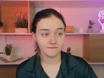 miki_ti webcam model stream image