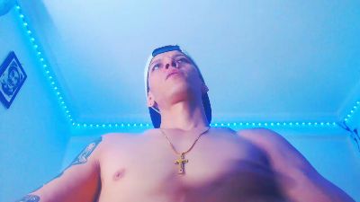 Eugy_dirty2022 webcam cam4 model stream image